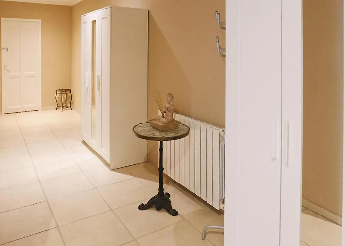 3 Bedroom Stunning In * Rochefort-du-Gard